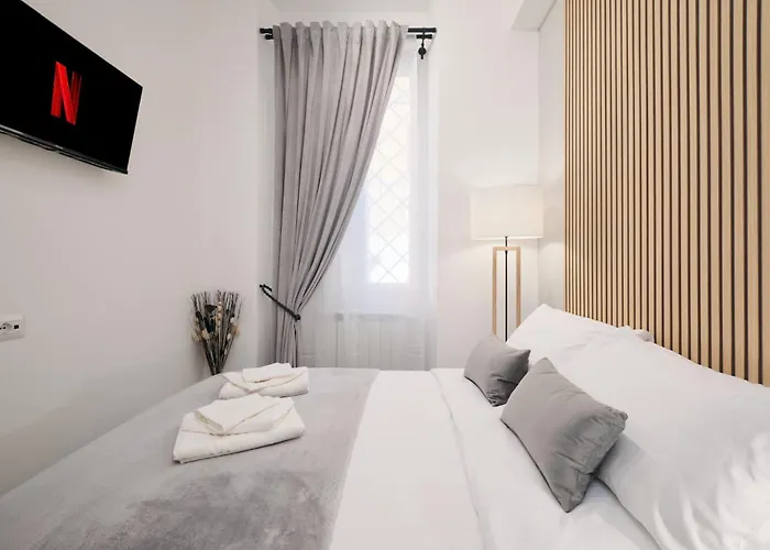 Modern 10 Min From Metro B Free Wifi