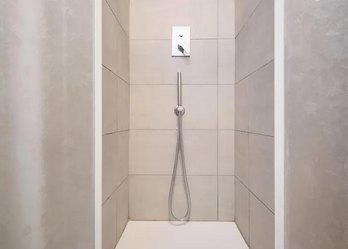 Apartment Modern 10 Min From Metro B Free Wifi Rom
