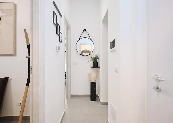 Modern 10 Min From Metro B Free Wifi Rom